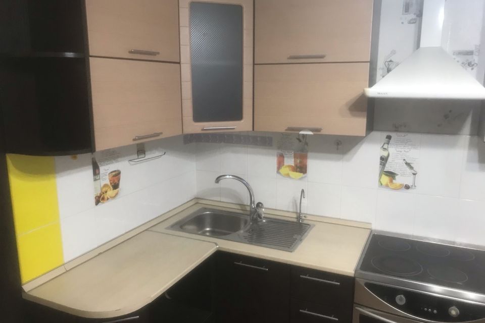 Сдаётся 2-комнатная квартира, 55 м²