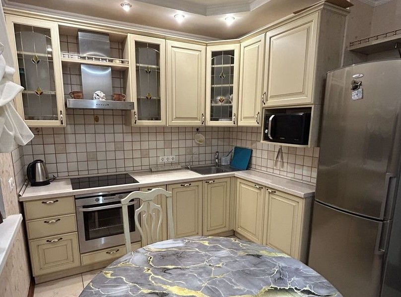 Сдаётся 2-комнатная квартира, 56.3 м²