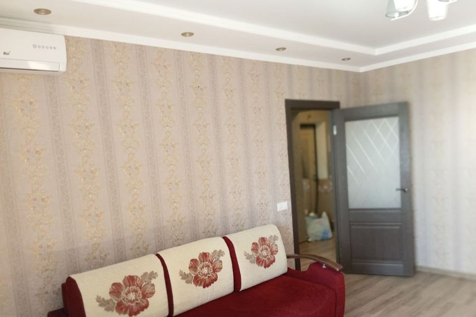 Сдаётся 2-комнатная квартира, 63 м²
