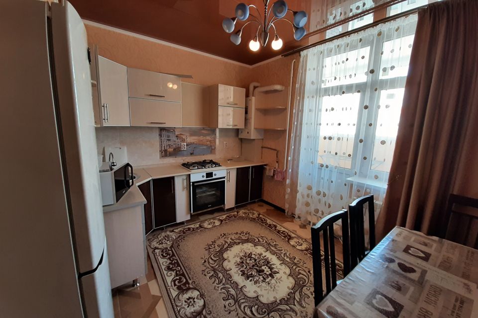 Сдаётся 2-комнатная квартира, 60 м²