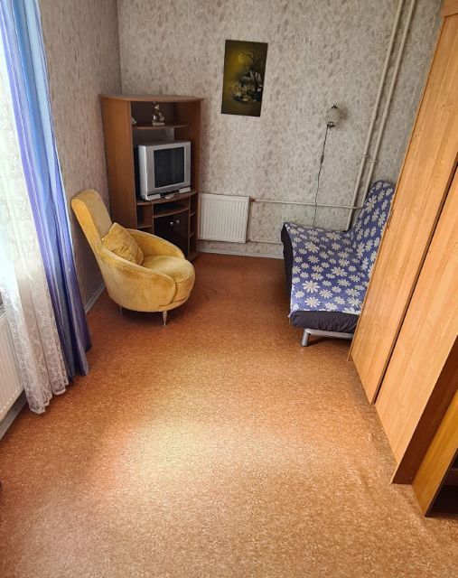 Сдаётся комната в 3-комн. квартире, 18 м²