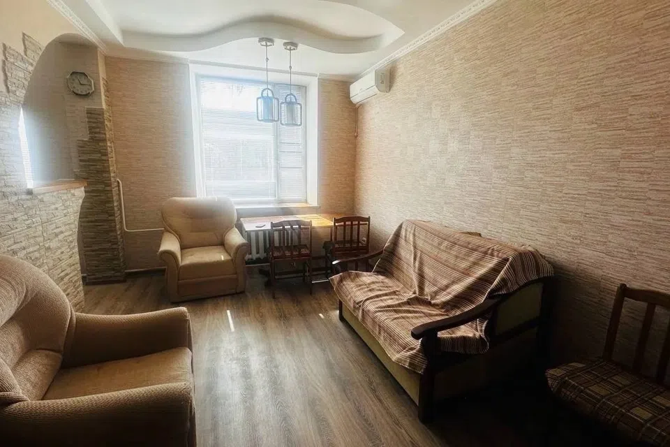 Сдаётся 2-комнатная квартира, 52 м²