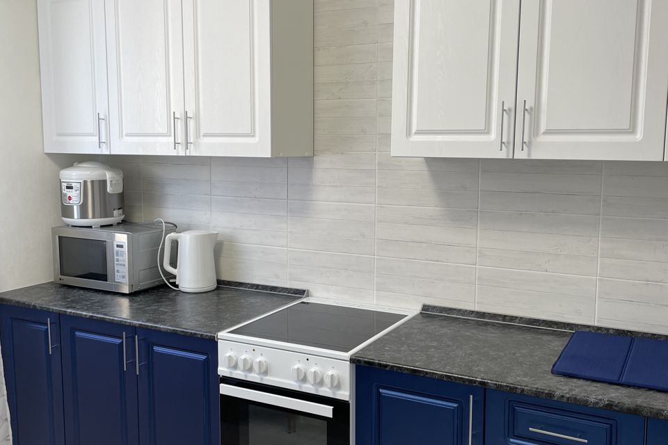 Сдаётся 2-комнатная квартира, 56 м²