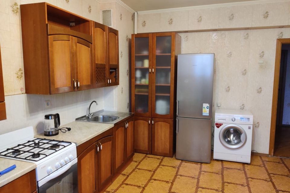 Сдаётся 2-комнатная квартира, 67 м²