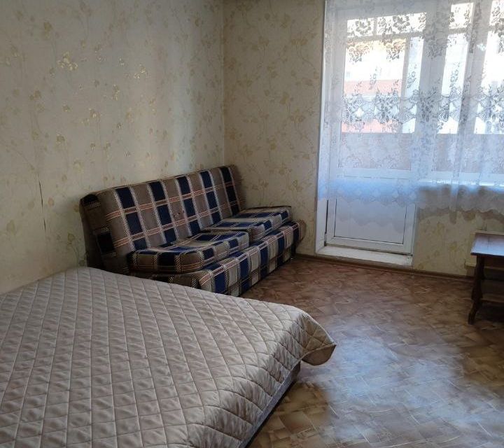 Сдаётся 2-комнатная квартира, 52 м²