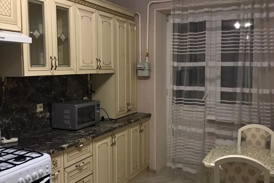 Сдаётся 2-комнатная квартира, 60 м²