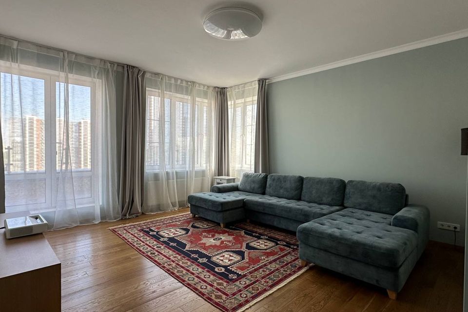 Сдаётся 4-комнатная квартира, 120 м²