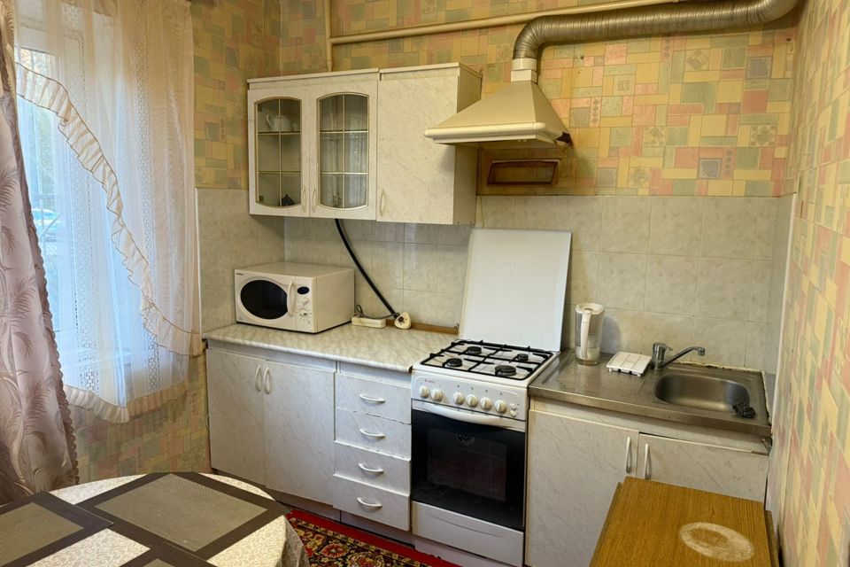Сдаётся 1-комнатная квартира, 40 м²