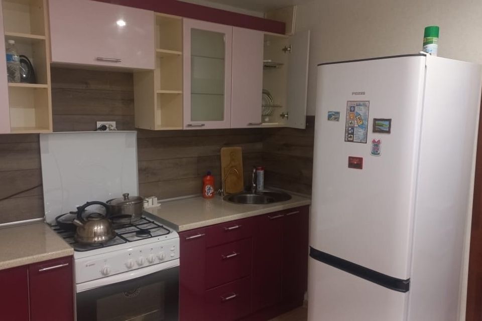 Сдаётся 1-комнатная квартира, 38 м²