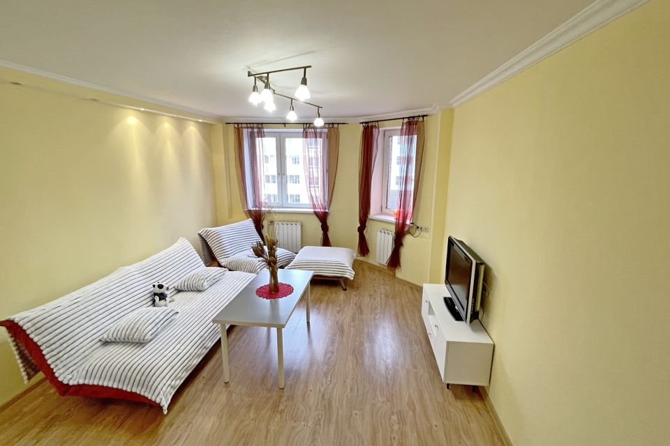 Сдаётся 2-комнатная квартира, 64 м²