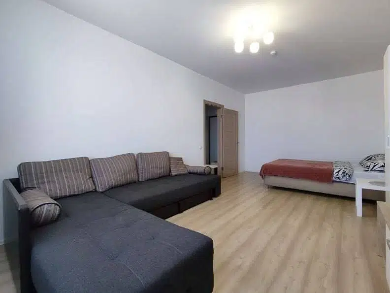 Сдаётся 1-комнатная квартира, 42 м²