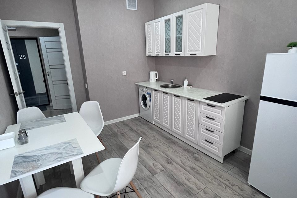 Сдаётся 1-комнатная квартира, 38 м²