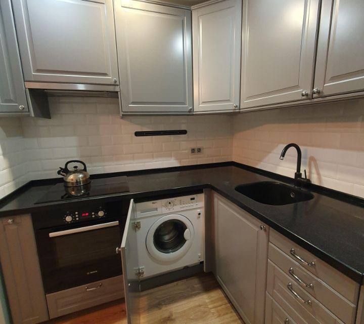 Сдаётся 1-комнатная квартира, 42 м²