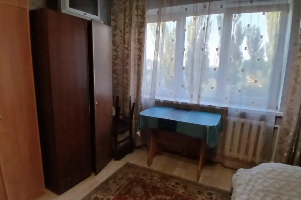Сдаётся комната в 1-комн. квартире, 75 м²
