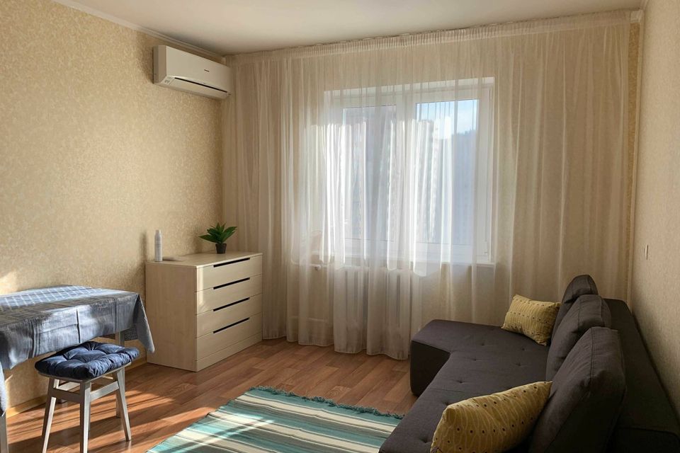 Сдаётся 1-комнатная квартира, 35 м²