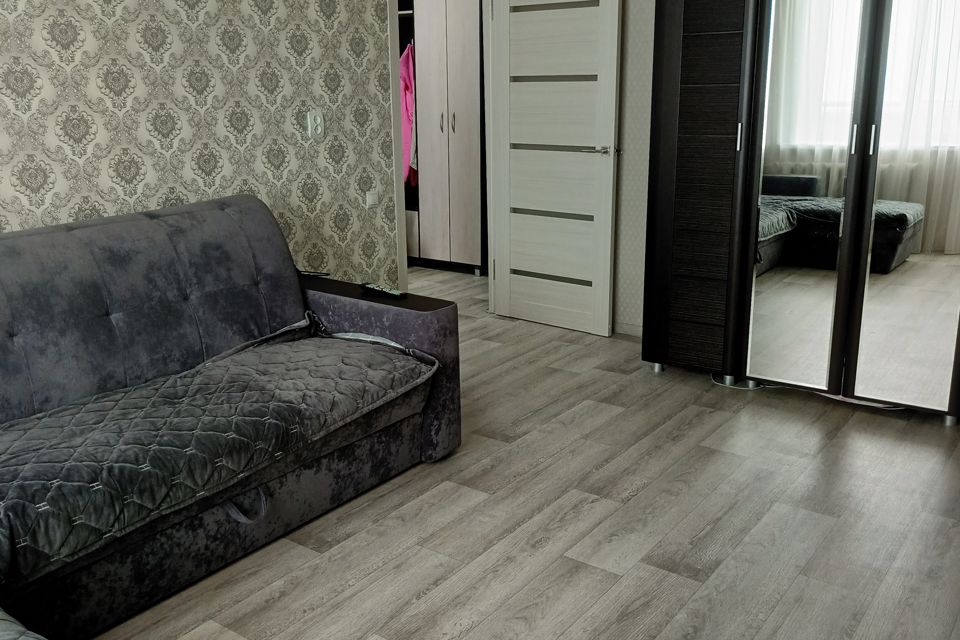 Сдаётся 2-комнатная квартира, 49.7 м²