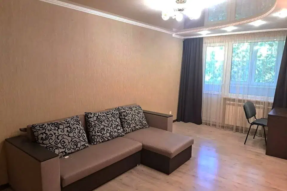 Сдаётся 1-комнатная квартира, 37 м²