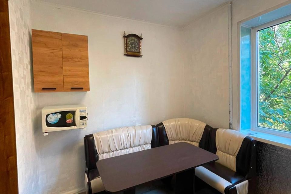 Сдаётся 2-комнатная квартира, 54 м²