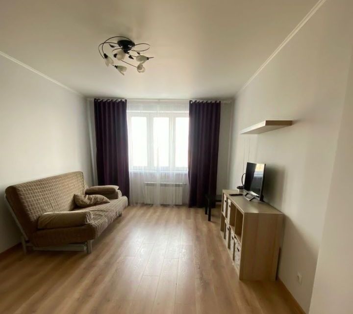 Сдаётся 1-комнатная квартира, 43 м²