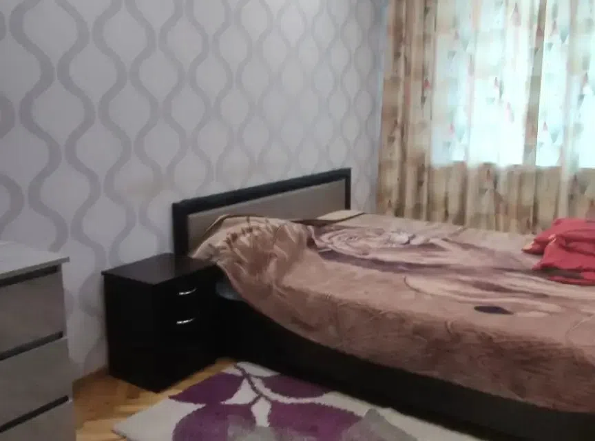Сдаётся 3-комнатная квартира, 53.7 м²