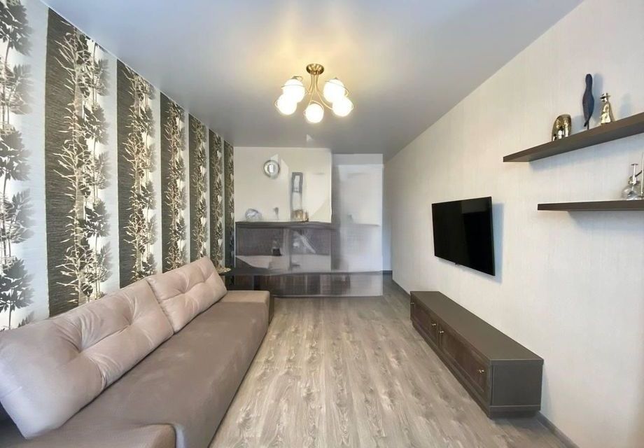 Сдаётся 2-комнатная квартира, 57 м²