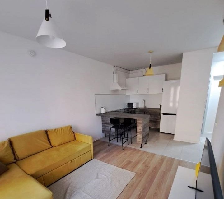 Сдаётся 2-комнатная квартира, 42 м²