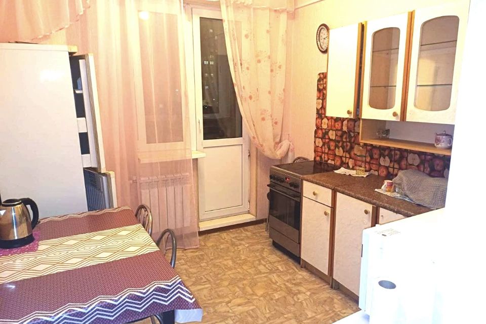 Сдаётся 2-комнатная квартира, 55 м²