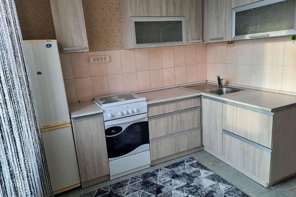 Сдаётся 1-комнатная квартира, 38 м²