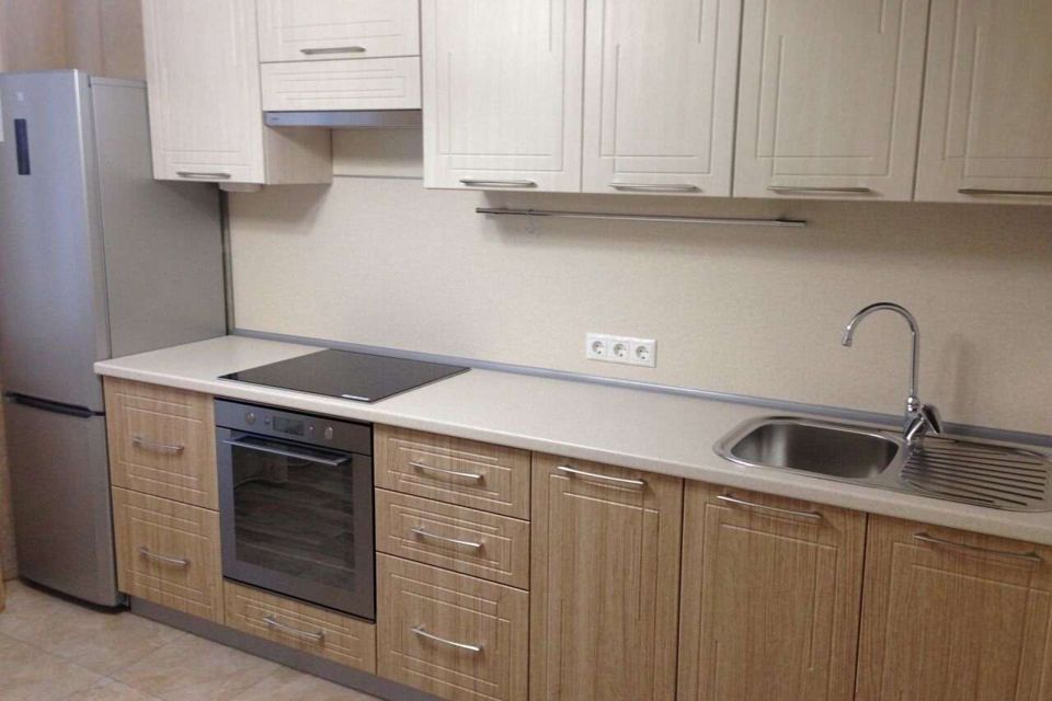 Сдаётся 1-комнатная квартира, 42 м²