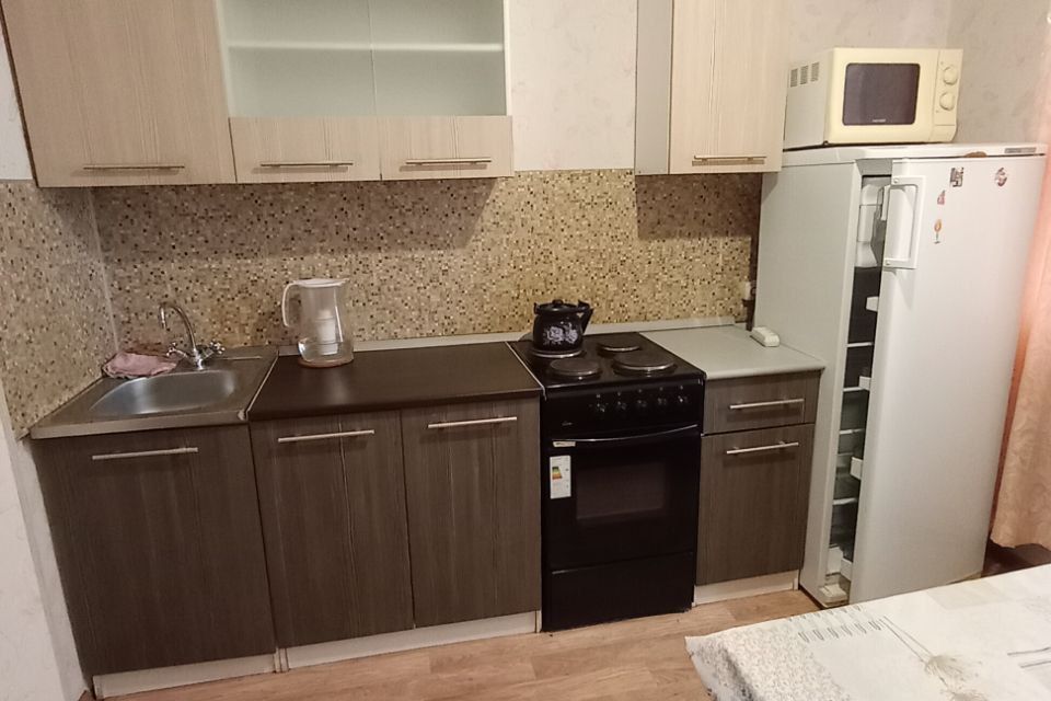 Сдаётся 1-комнатная квартира, 35 м²