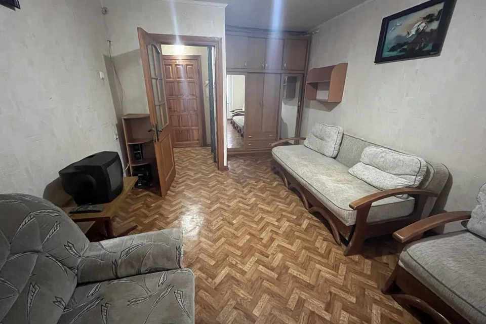 Сдаётся 1-комнатная квартира, 33 м²