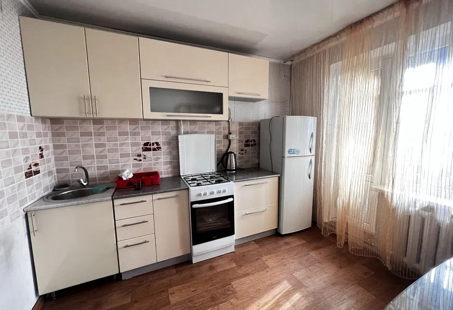 Сдаётся 3-комнатная квартира, 58.4 м²