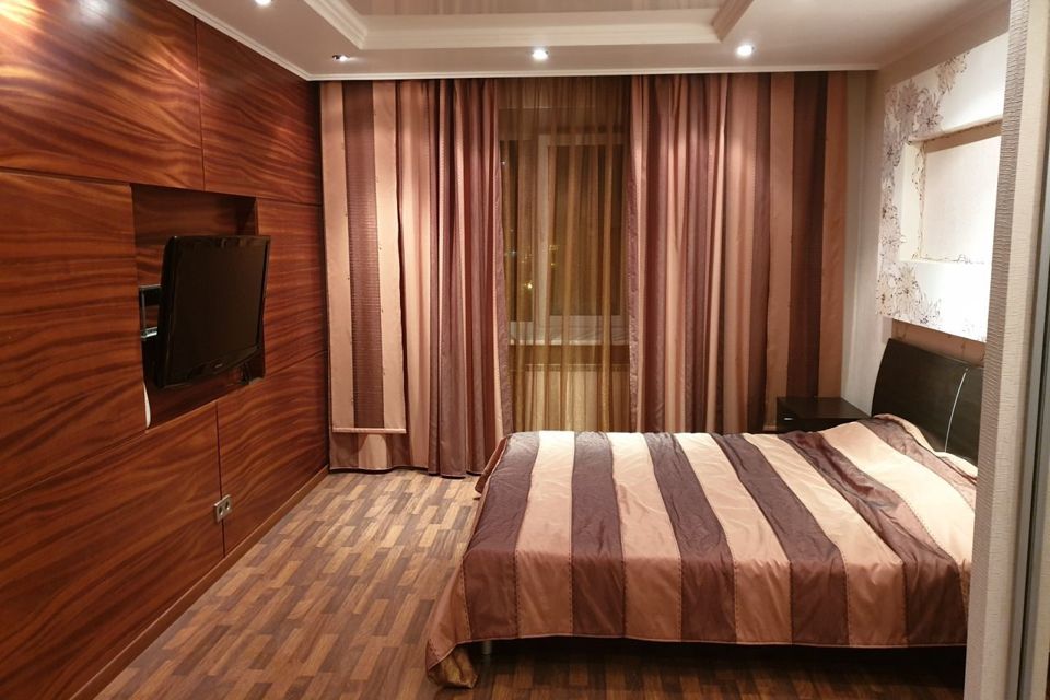 Сдаётся 1-комнатная квартира, 50 м²