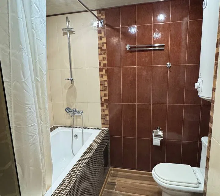 Сдаётся 2-комнатная квартира, 55 м²