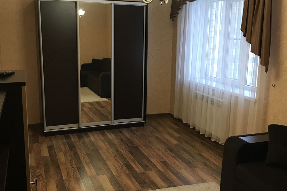 Сдаётся 2-комнатная квартира, 53.2 м²