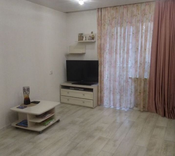 Сдаётся 2-комнатная квартира, 50.2 м²