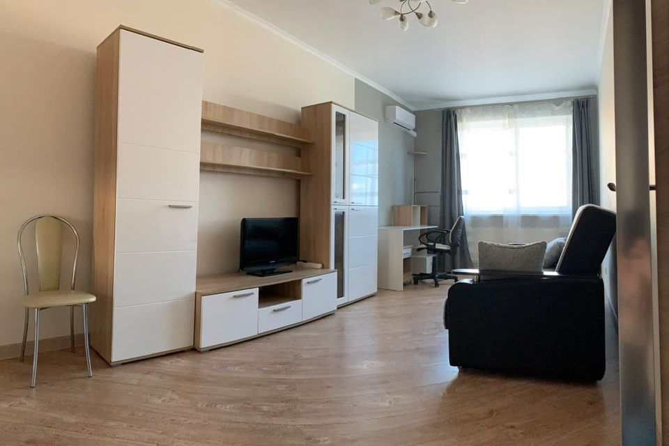 Сдаётся 1-комнатная квартира, 42.4 м²