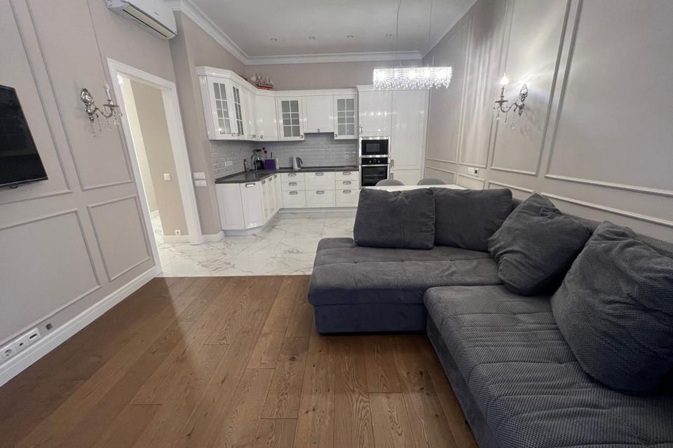 Сдаётся 1-комнатная квартира, 50 м²