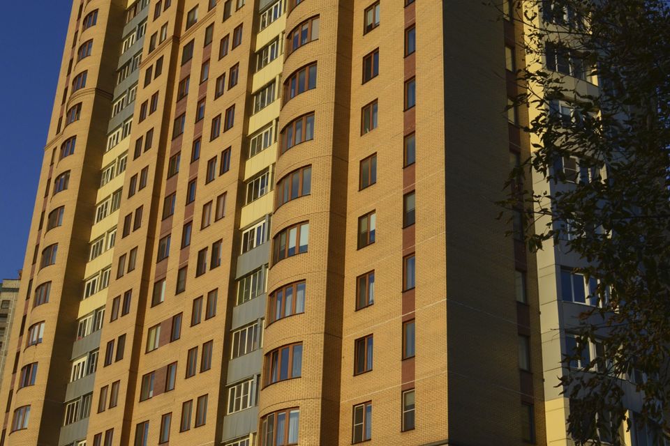 Сдаётся 1-комнатная квартира, 60 м²