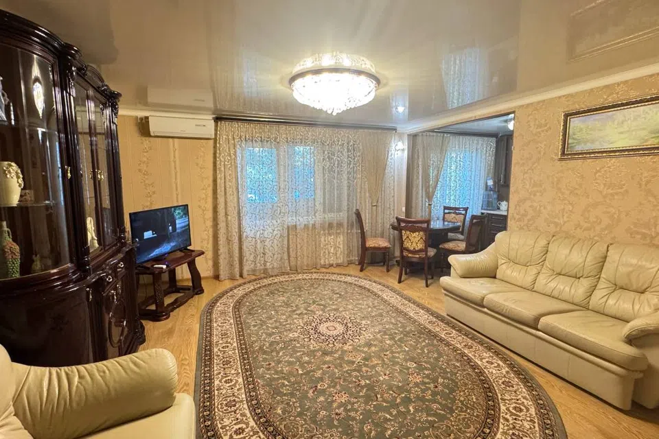Сдаётся 2-комнатная квартира, 55 м²
