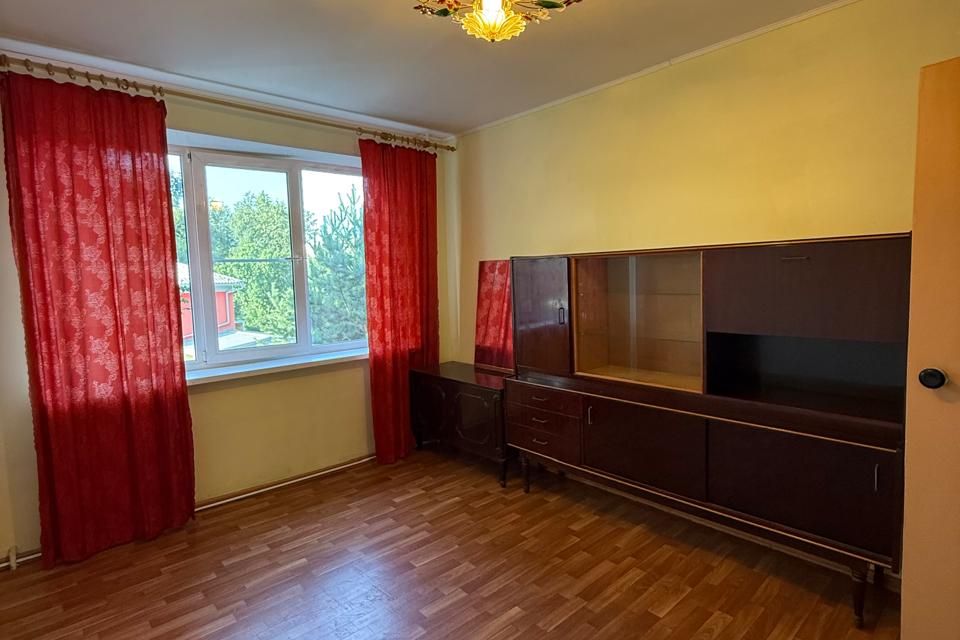 Сдаётся 2-комнатная квартира, 52.6 м²