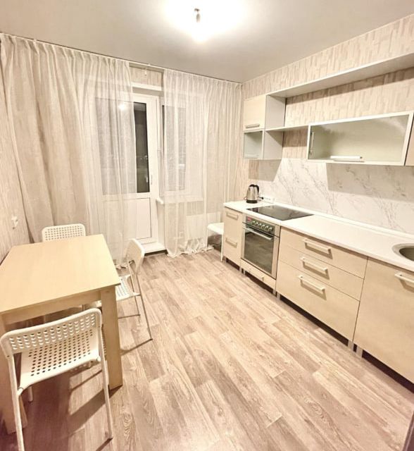 Сдаётся 1-комнатная квартира, 38 м²