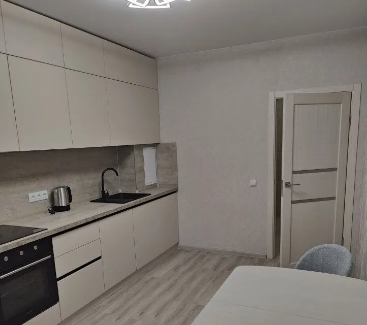 Сдаётся 2-комнатная квартира, 64 м²