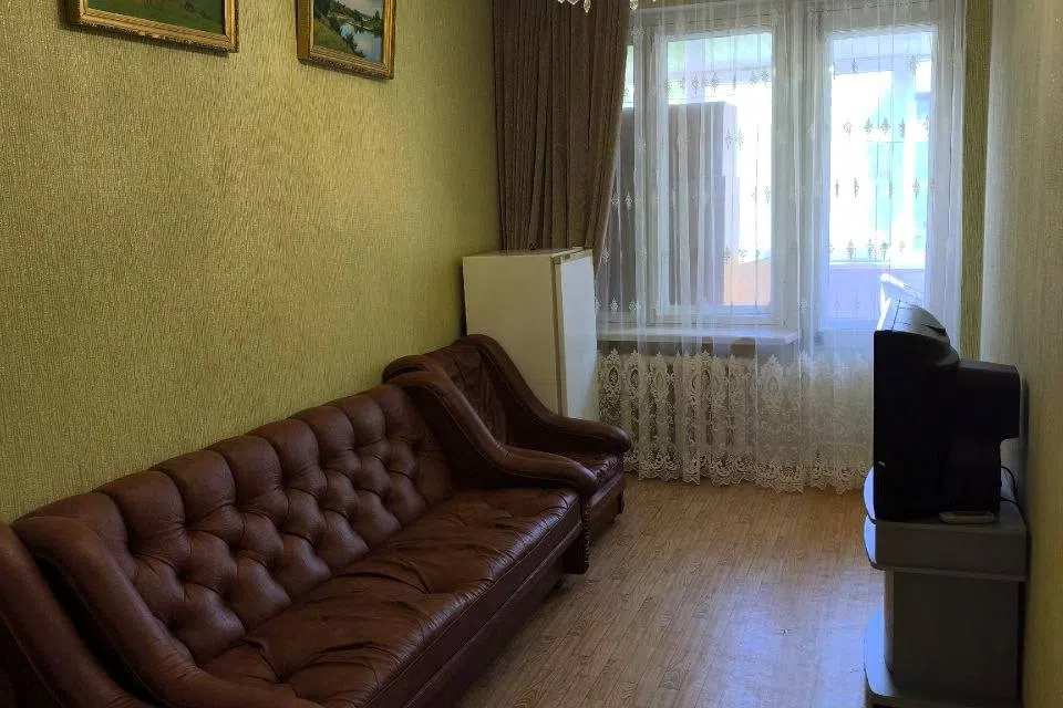 Сдаётся 3-комнатная квартира, 87 м²