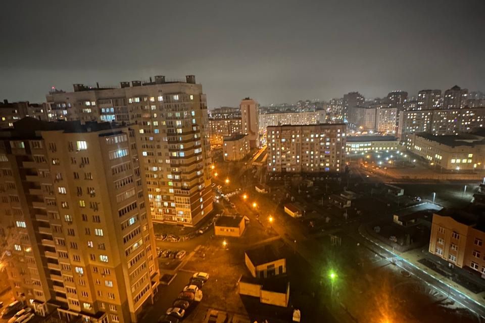 Сдаётся 1-комнатная квартира, 38 м²