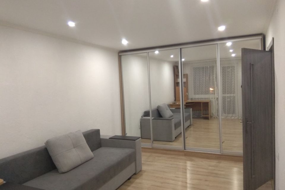 Сдаётся 1-комнатная квартира, 37 м²