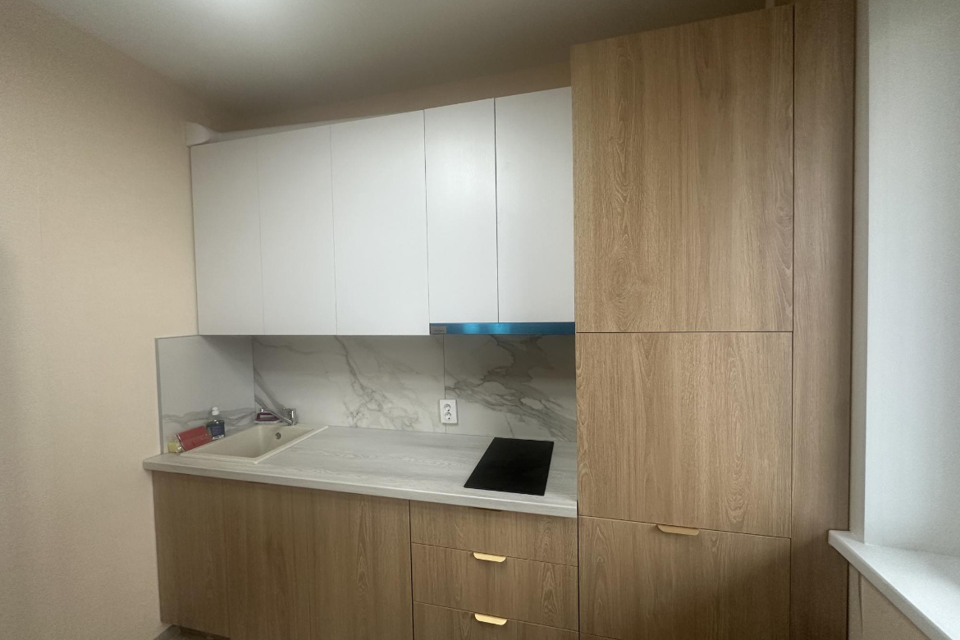 Сдаётся 1-комнатная квартира, 43 м²