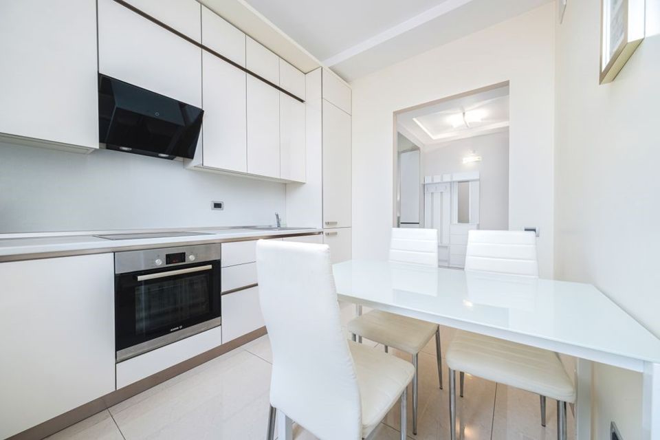 Сдаётся 2-комнатная квартира, 55 м²