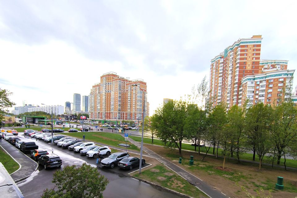 Сдаётся 2-комнатная квартира, 61.3 м²