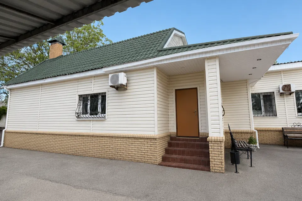 Сдаётся помещение своб. назначения, 1624 м²